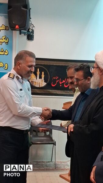 نشست اعضای ستاد نماز جمعه با امام جمعه کاشمر