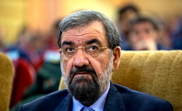 رضایی: ملت ایران اجازه بازگشت دوران سیاه قاجار و پهلوی را نمی‌دهد
