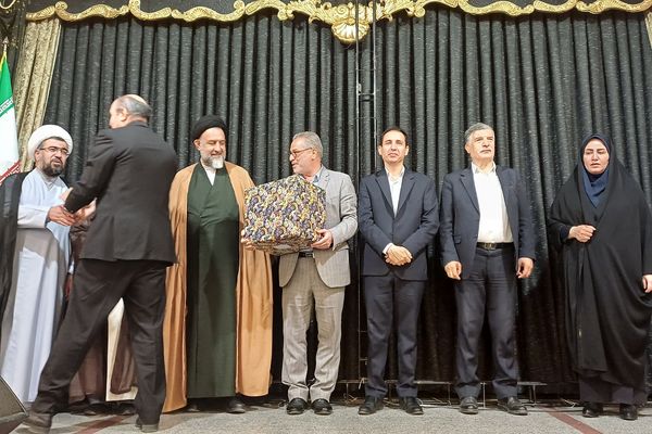 مراسم بزرگداشت مقام معلّم در تالار شباهنگ شهرستان شهریار