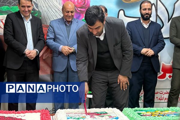 زنگ انقلاب در اسلامشهر طنین‌انداز شد