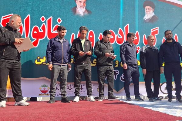  همایش بزرگ پیاده روی خانوادگی در نسیم‌شهر 