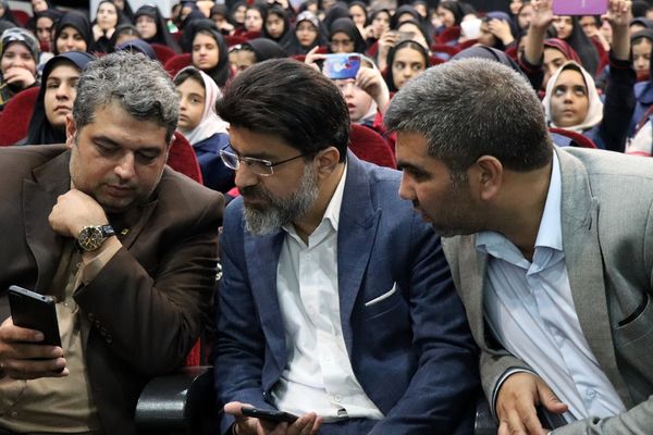 آیین تجلیل از دختران دانش‌آموز خبرنگار منتخب پانا شهرستان‌های استان تهران