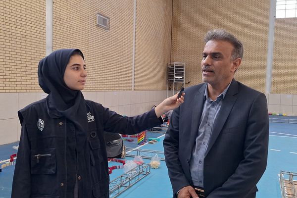 مسابقات بازی‌های فکری رویش دختران مرحله استانی در شیراز