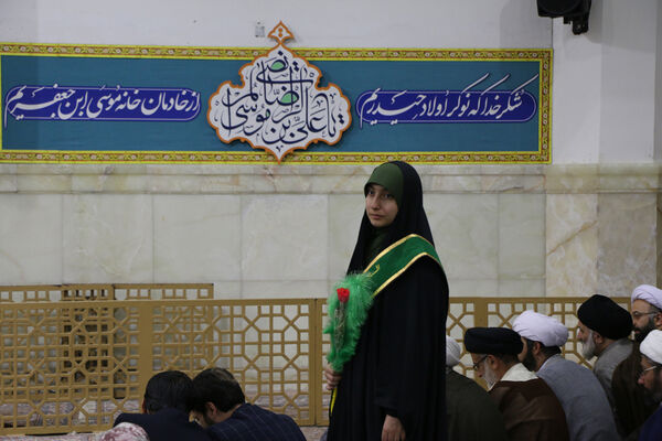 اجتماع عظیم دختران دانشجوی کشور در حرم حضرت معصومه(س)