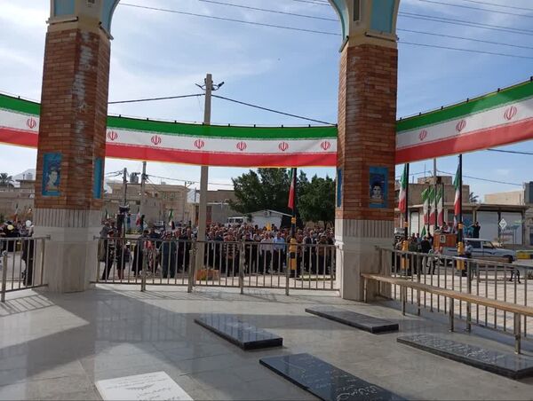راهپیمایی 22 بهمن در لارستان 