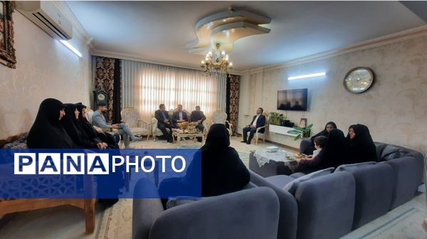 تجلیل و تکریم از  خانواده شهید علیرضا نخعی