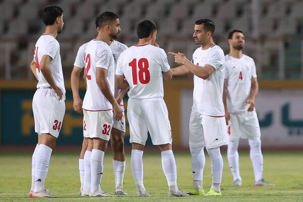 عزت‌اللهی: صعود از گروه غیرممکن نیست