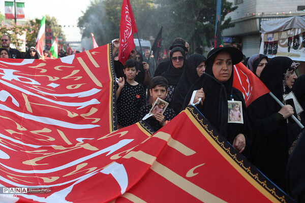 پیاده‌روی جاماندگان اربعین در تهران - 2