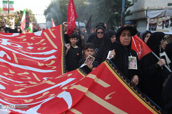 پیاده‌روی جاماندگان اربعین در تهران - 2