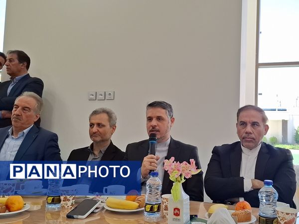 بازدید از مرکز خانه چتر موسسه خیریه گلستان علی(ع)