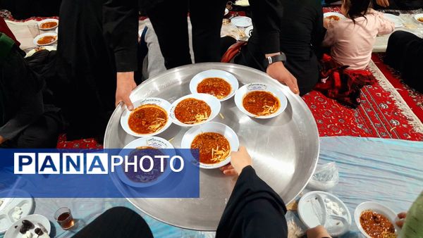 افطاری به مناسبت شب قدر در مسجد چهارده معصوم الغدیر 