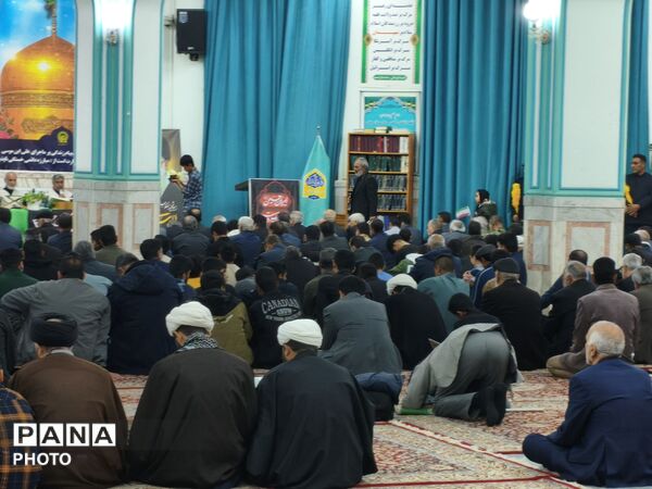 تجدید بیعت با رهبری در مراسم باشکوه مسجد امام رضا (ع)