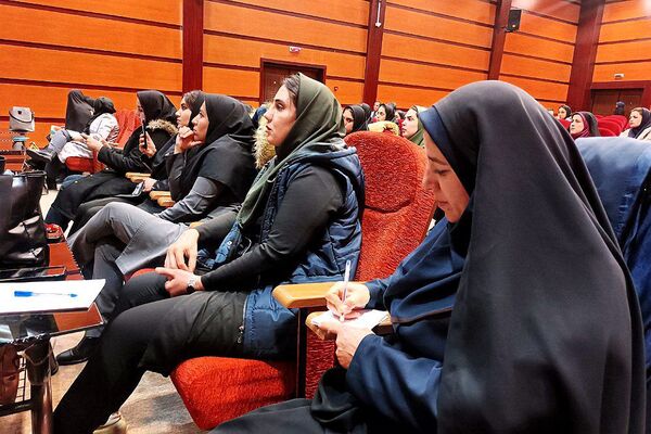 برگزاری کارگاه توانمندسازی مربیان پیش‌دبستانی در بهارستان‌۲