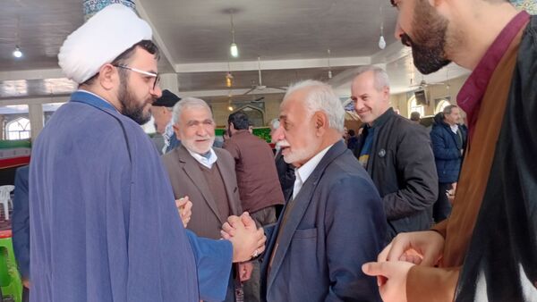 نماز جمعه و برپایی میز خدمت در شهر سورشجان