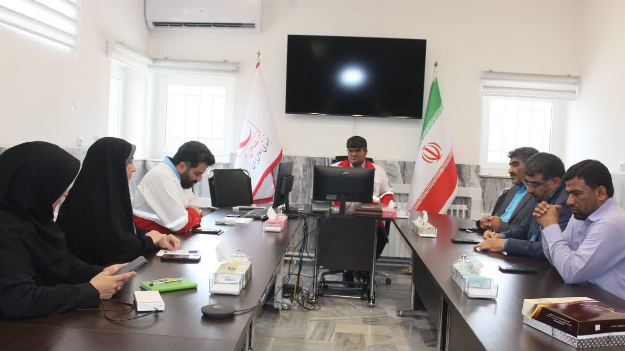 اولویت اسکان اضطراری باید با مدارس باشد
