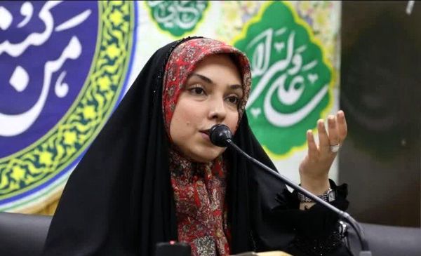 تمدید مهلت ارسال آثار به دبیرخانه استانی کنگره ملی شعر دفاع مقدس و مقاومت در قم تا ۲۲ مهر