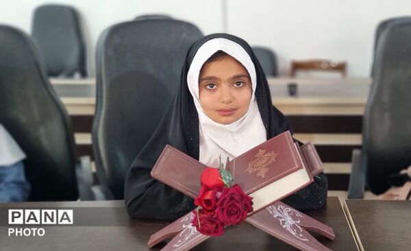 نکوداشت مقام شامخ معلم و تجلیل از پیشگامان عرصه تعلیم و تربیت در نظرکهریزی