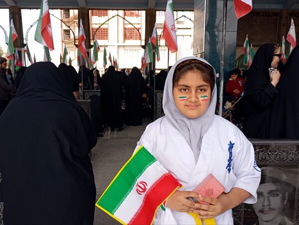 اقتدار کودکان نی‌ریزی در حماسه 22 بهمن