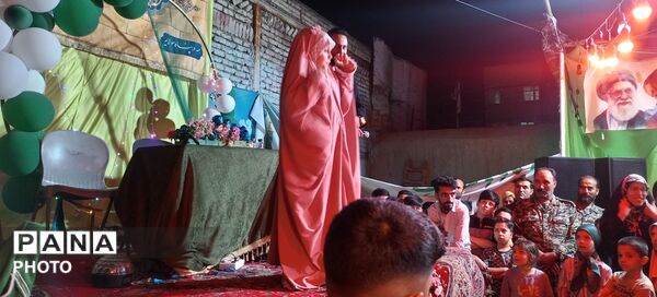 غرفه دهه نودی ها در تجمعات شبانه