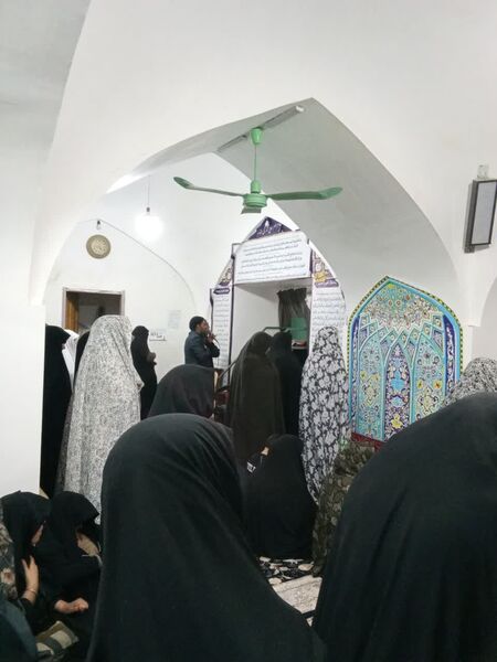 زمزمه‌های دعای ام داوود در پایان اعتکاف مسجد جامع فدافن