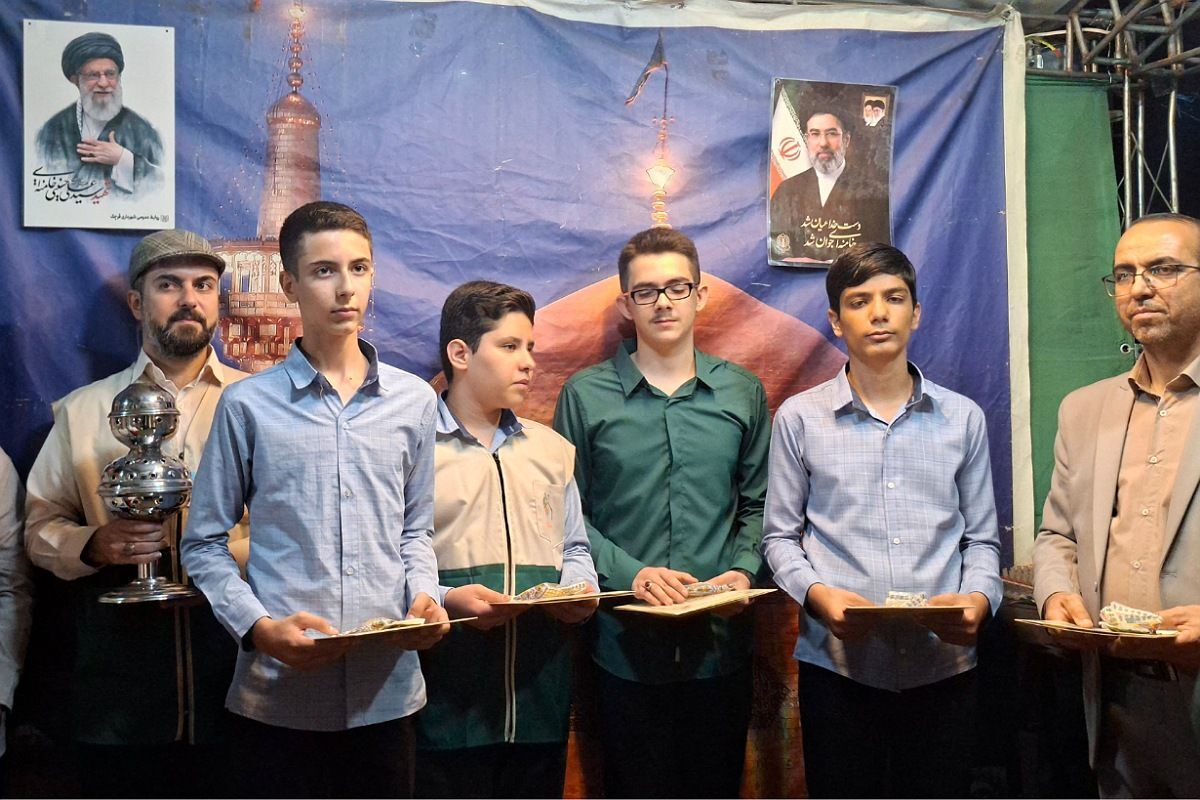 تجلیل از برترین‌های پرورشی مدرسه انصارالمهدی شهرستان قرچک