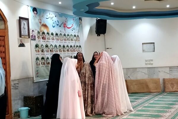 جلسه پرسش و پاسخ معنوی در اعتکاف