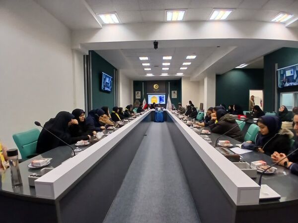 رونمایی از کتاب «صدای تاریکی» به خط بریل در یزد