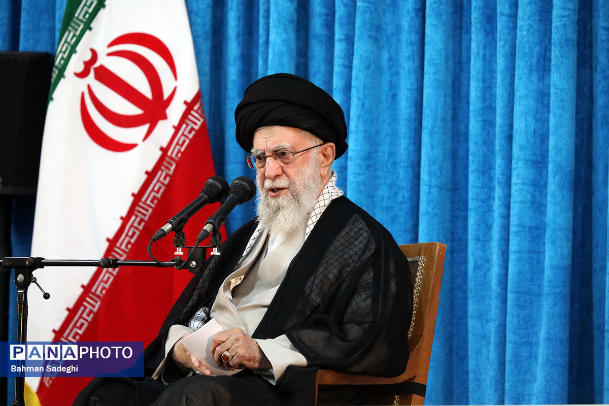 رهبر انقلاب: در صنعت هسته‌ای، غنی‌سازی اورانیوم، نقطه‌ای اساسی و کلیدی است 