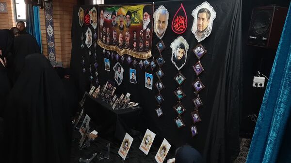 روایتگری مادر شهید مدافع امنیت «حسن مختارزاده» در جمع دانش‌آموزان
