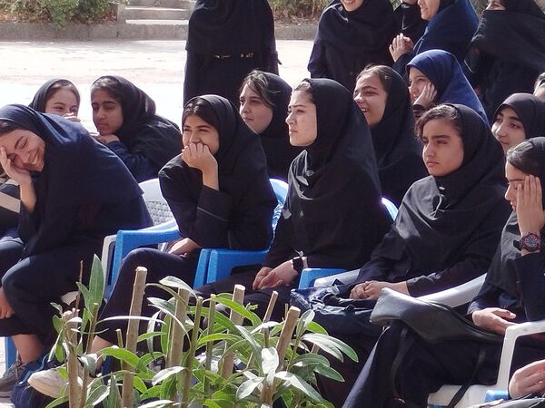 آغاز سال تحصیلی جدید و نواختن زنگ مهر در کاشمر