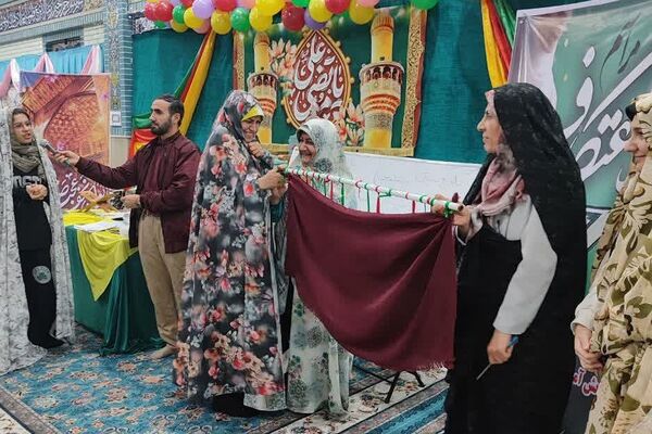 اعتکاف دختران آسمان با محوریت بصیرت نوجوان و حاج قاسم سلیمانی در باقرشهر 