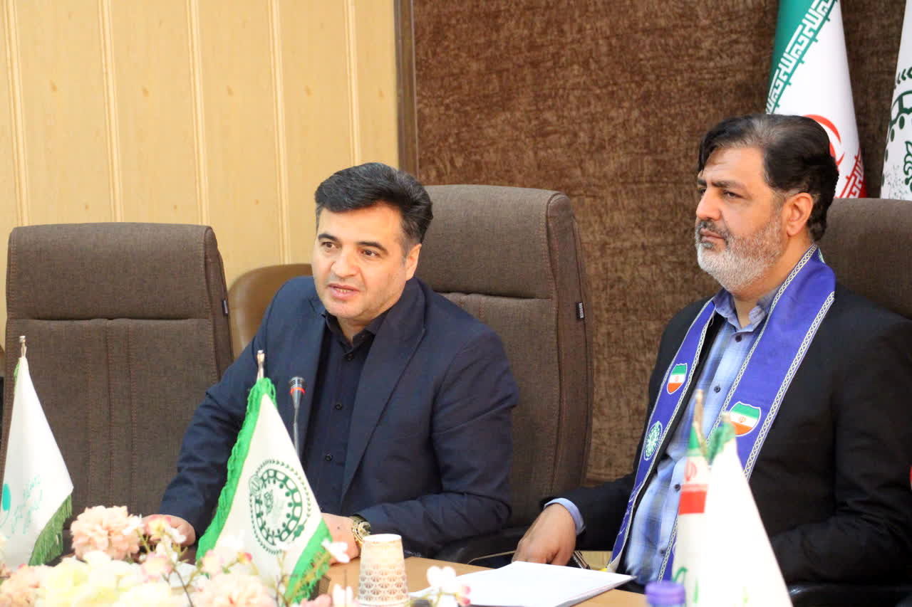 ایمان و مطالعه، رمز رسیدن نوجوانان به قله‌های آینده کشور است