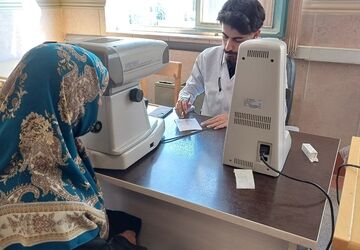 ارائه خدمات رایگان پزشکی و اهدای عینک رایگان در فاز۳ اندیشه، به مناسبت عید غدیر خم