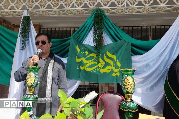 تجلی فرهنگ رضوی در دبیرستان طلوع‌فجر ملارد با برپایی موکب چایخانه حضرت الرضا(ع)
