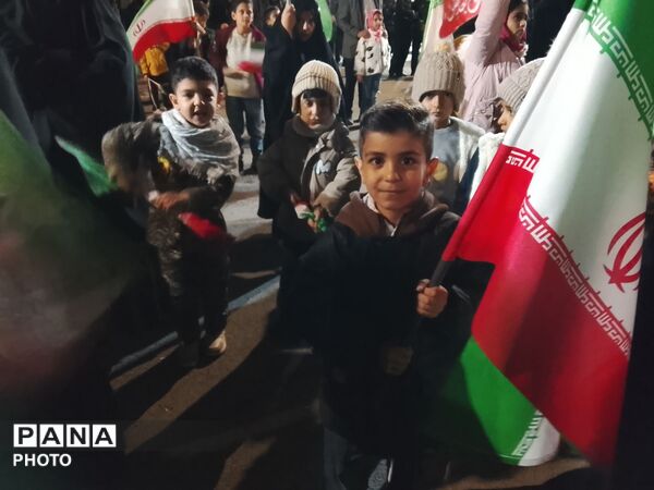 دهه نودی ها برای انتقام خون هم کلاسی‌هایشان به میدان آمدند