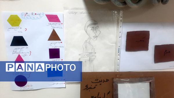 نمایشگاه دست‌سازهای دانش‌آموزان دبیرستان فرهنگیان ناحیه ۷ مشهد 