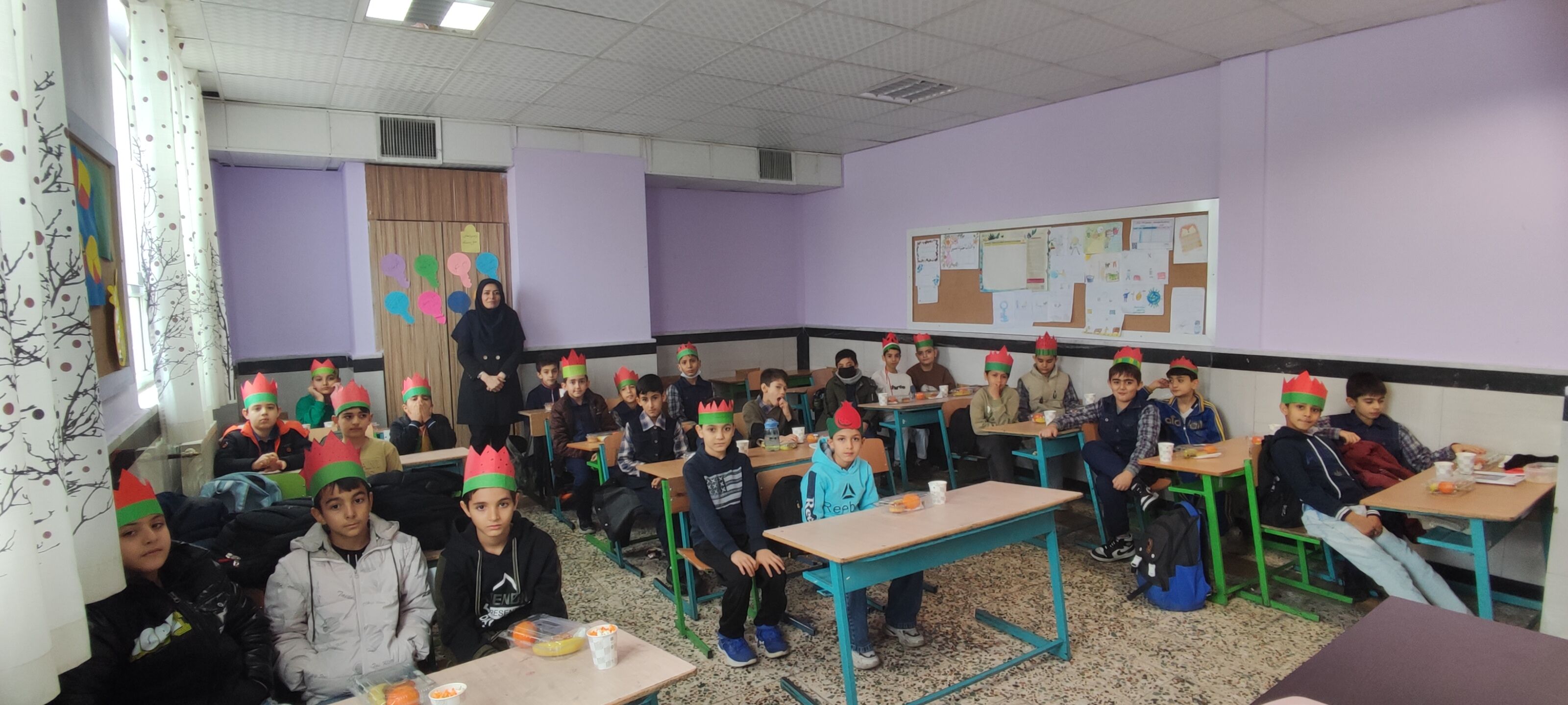 جشن یلدایی در مدرسه شهدای فرهنگی شهرستان شیروان