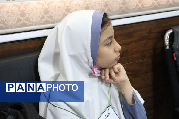 جلسه مراقبان و سفیران سلامت در آموزش و پرورش منطقه 14 تهران با حضور مسئولان اداره‌کل شهر تهران