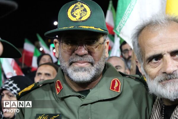 اجتماع بزرگ خانواده معظم شهدا و ایثارگران همراه با مردم در همدان 
