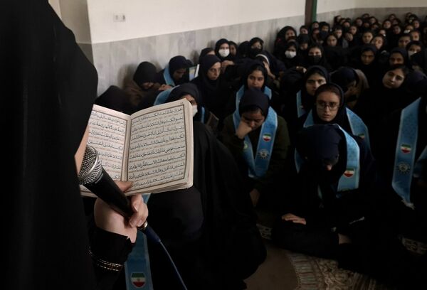 حدیث کساء دل‌های دانش‌آموزان عشقی‌فرد را به مادر ایمان گره زد