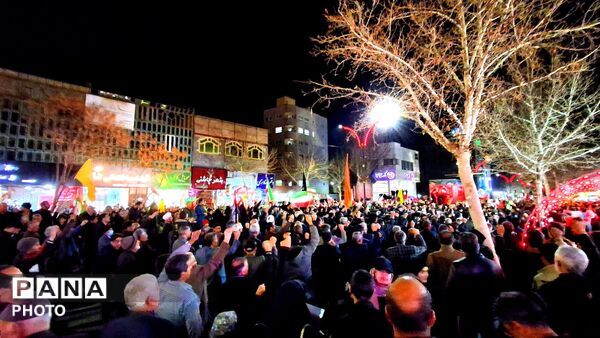 مراسم وداع با شهید پاسدار محمد صادق نظافتی در کاشمر