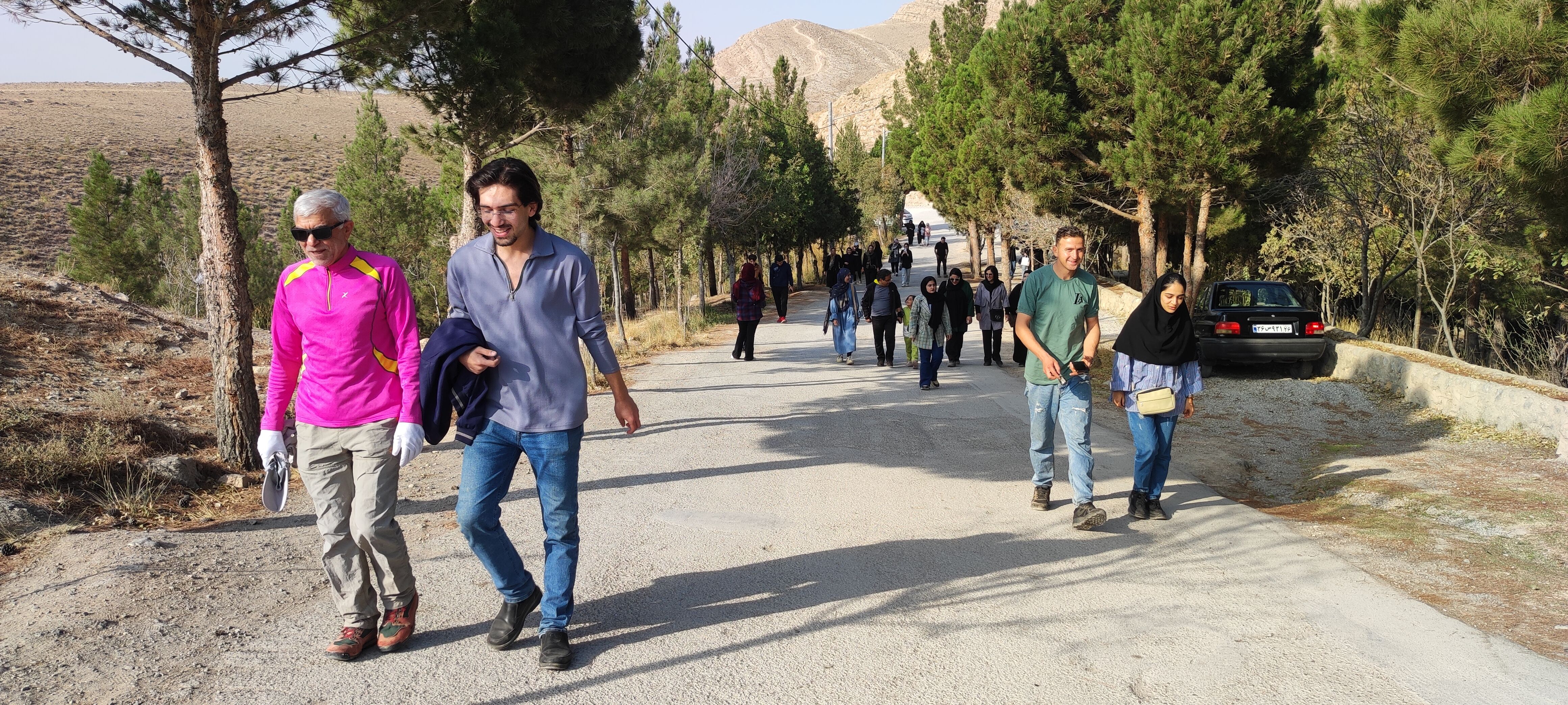 همایش همگانی پیاده‌روی خانواده بزرگ دانشگاه آزاد اسلامی شهرستان شیروان