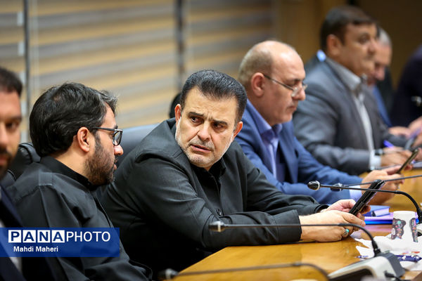 اولین نشست صمیمی وزیر آموزش و پرورش دولت چهاردهم با اعضای شورای معاونان