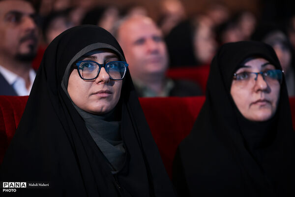  آیین گرامیداشت هفته پیوند اولیا و مربیان