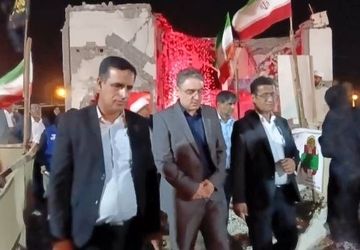 بازدید مدیرکل فرهنگی، هنری وزارت آموزش و پرورش از گلزار شهدای مدرسه شجره طیبه میناب 