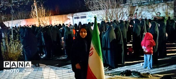 نماز استغاثه امام زمان(عج) در راهپیمایی 