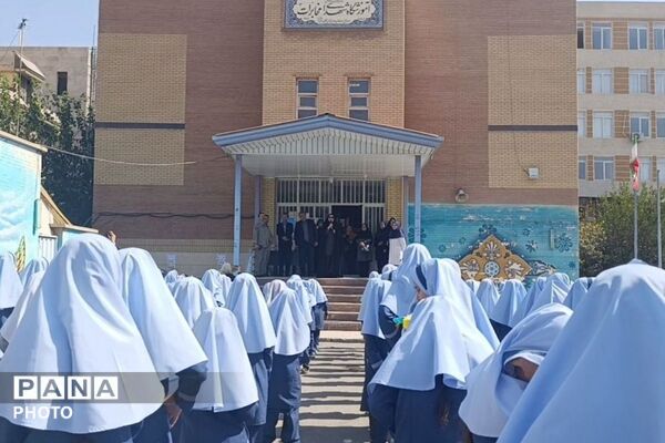 طنین زنگ سلامت در دبستان دخترانه آیین روشن؛ از لقمه‌های سالم تا نشاط و ورزش 