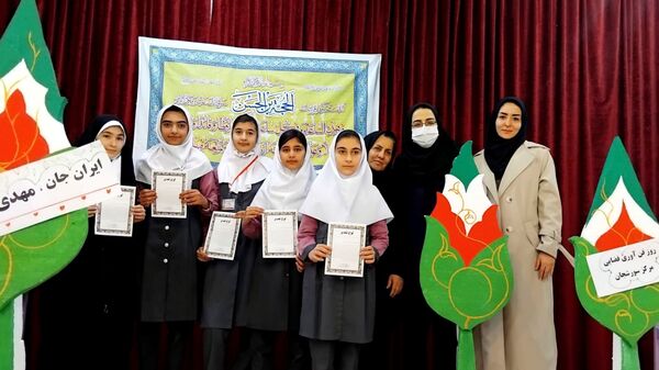کانون پر از نور، لبخند و شادی در لاران