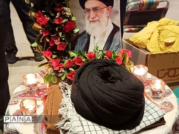 تجمع خودجوشانه مردم برای خونخواهی رهبر شهید