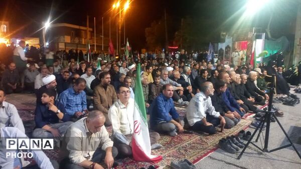 طنین نوای سوگواری در الیگودرز؛ حضور مردم در چهلمین روز درگذشت رهبر شهید